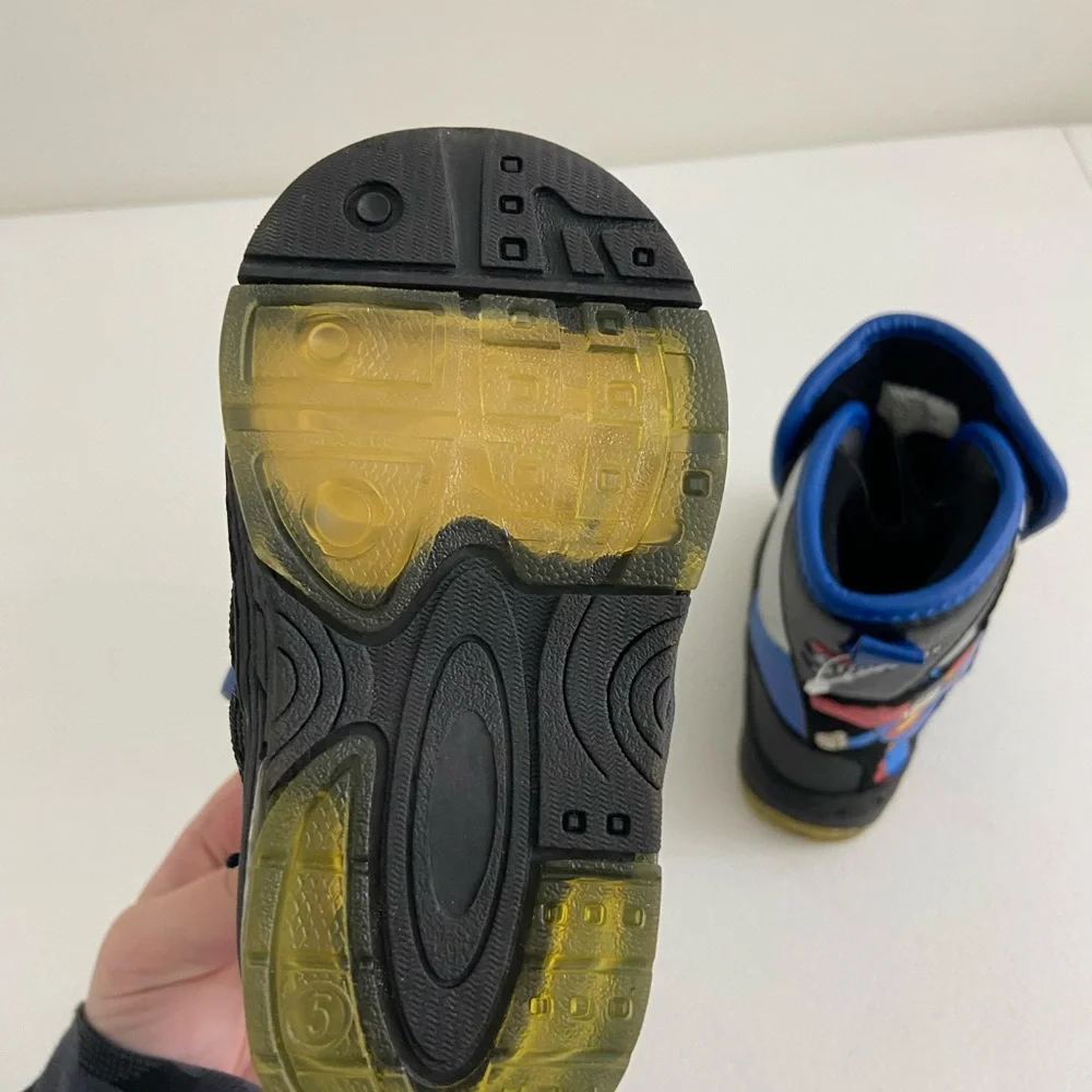 NWOT Superman toddler boy’s dual Velcro insulated snow boots winter shoes‎ 5